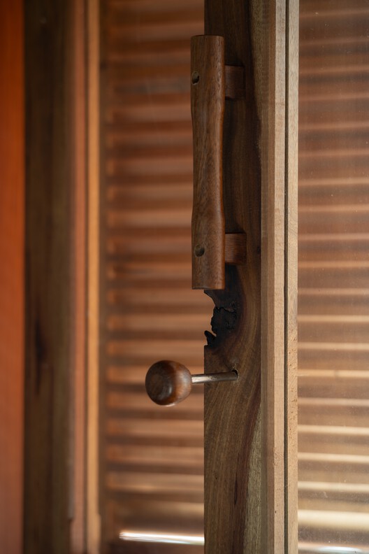 Casa Cashew Garden / G+ Architects - Fotografía interior, Madera