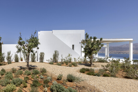 Antiparos Village / Studio Seilern Architects