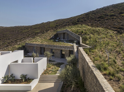 Antiparos Village / Studio Seilern Architects - Image 5 of 35