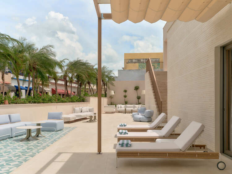 Kimpton Las Mercedes / Moneo Brock Studio - Fotografía interior, Sala de estar, Balcón, Patio interior, Patio