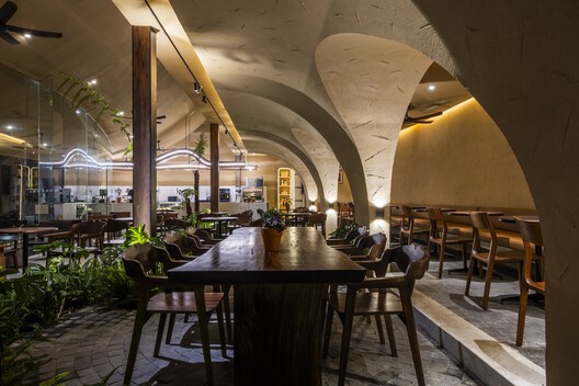 Phe La Da Nang Cafe / 6717 Studio - Interior Photography, Dining room, Lighting, Chair, Table
