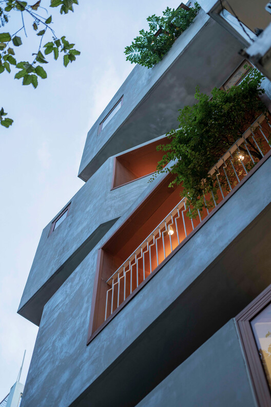 Casa de TiTi / NAQI & Partners - Imagem 2 de 27