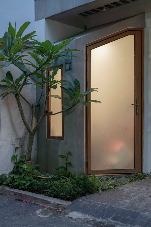 Casa de TiTi / NAQI & Partners - Fotografia de Interiores, Vidro