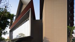 Renovation & Expansion of Sichuan University Museum / CSWADI