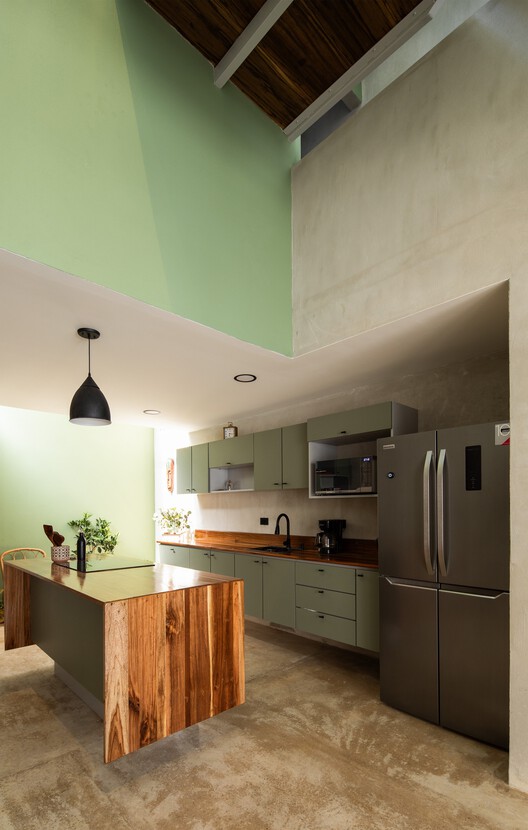 Casa Linde / Quince Cero Uno Arquitectura - Fotografía interior, Cocina, Madera, Encimera, Iluminación