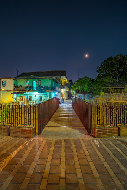 Kampung Mrican Fase 1 y Micro biblioteca Pringwulung / SHAU Indonesia - Fotografía exterior