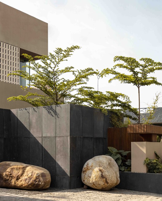 Casa Ekasham / Portal 92 - Imagem 32 de 40
