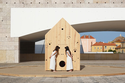 Casa Esquiça (9/10) / Os Espacialistas - Fotografia de Interiores, Concreto