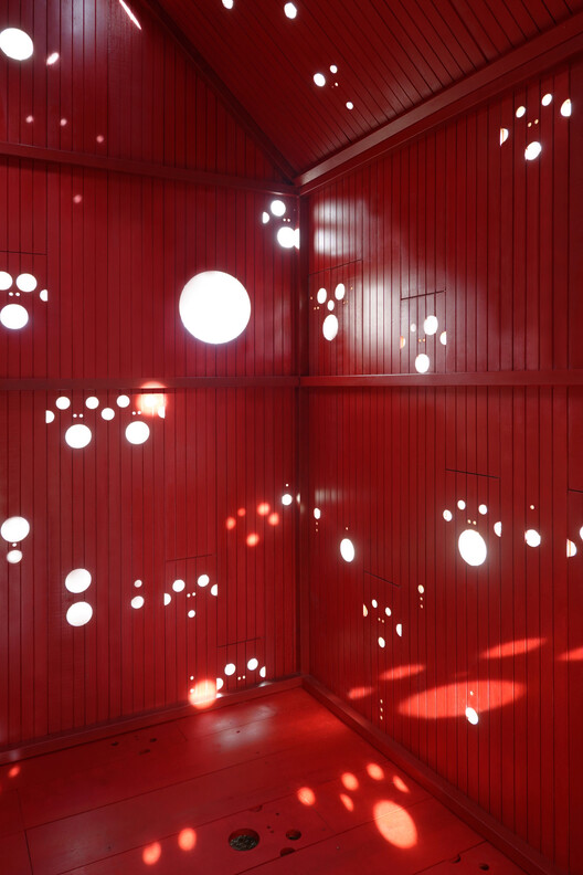 Casa Esquiça (9/10) / Os Espacialistas - Fotografia de Interiores, Madeira