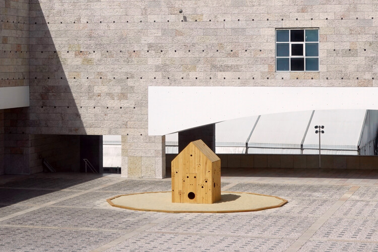 Casa Esquiça (9/10) / Os Espacialistas - Fotografia de Interiores, Concreto