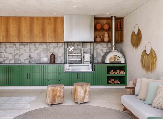 Casa Alvorada / Cassim Calazans Arquitetura - Fotografia de Interiores, Cozinha, Madeira, Bancada, Iluminação, Cadeira