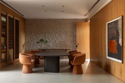 Casa G+B / Mariana Orsi Arquitetura + Design - Fotografía interior, Madera, Mesas, Sillas
