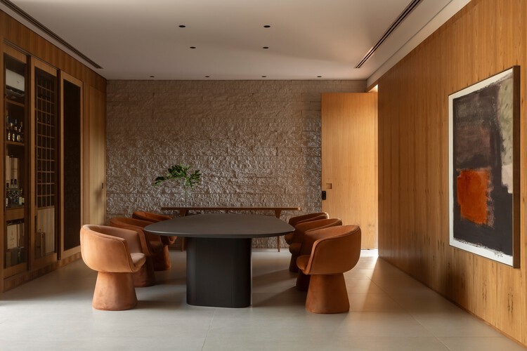 Casa G+B / Mariana Orsi Arquitetura + Design - Fotografía interior, Madera, Mesas, Sillas