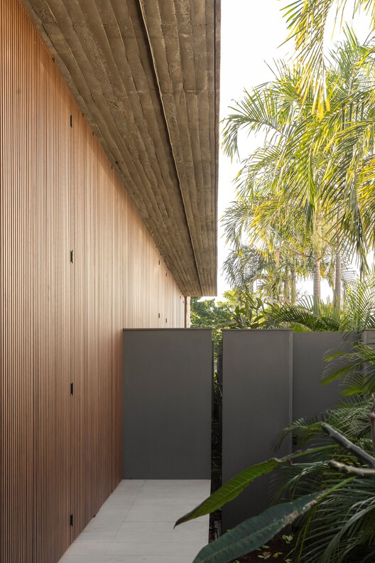Casa G+B / Mariana Orsi Arquitetura + Design - Fotografía exterior, Madera