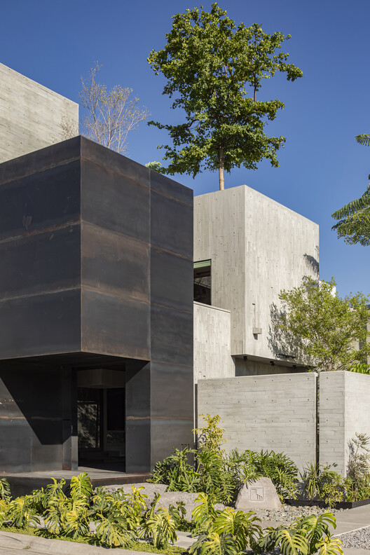 Taller Di Frenna Arquitectos / Di Frenna Arquitectos - Imagen 10 de 35