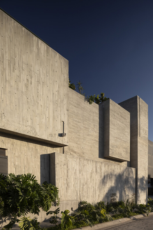 Taller Di Frenna Arquitectos / Di Frenna Arquitectos - Imagen 9 de 35