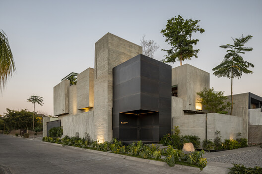 Taller Di Frenna Arquitectos / Di Frenna Arquitectos - Fotografía exterior, Concreto
