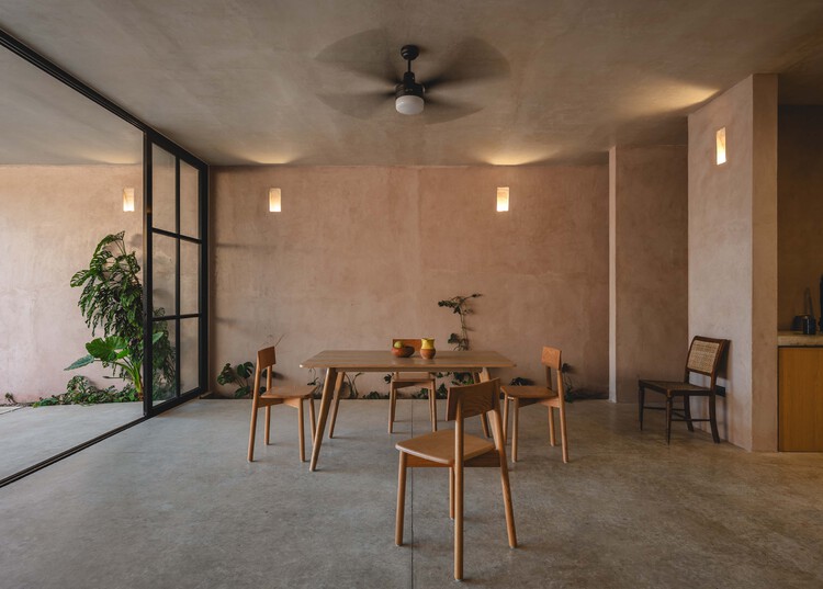 Casa Xcumpich / Taller Mexicano de Arquitectura - Fotografía interior, Comedor, Madera, Sillas