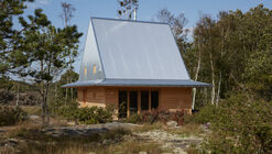 Hee House / Studio Ellsinger