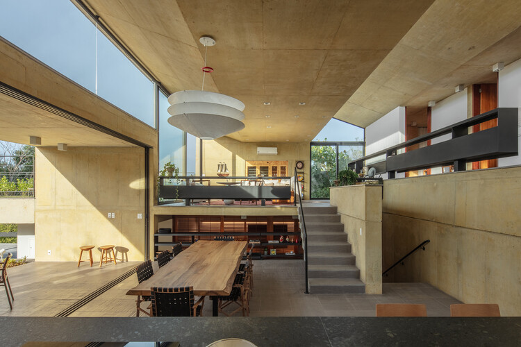Casa CPG / Obra Arquitetos - Fotografia de Interiores, Cozinha, Madeira, Viga