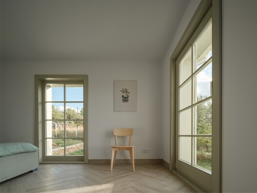 Recuperación de una casa de campo y un granero / Vlad Sebastian Rusu - Fotografía interior, Madera