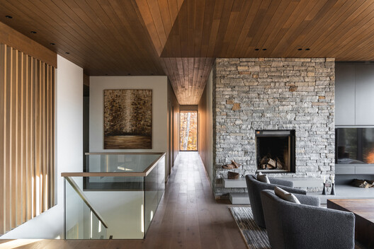 La Flèche Residence / MU Architecture - Interior Photography, Living Room, Wood, Beam, Chair