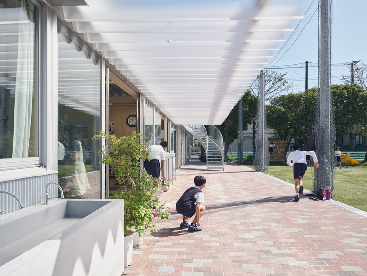 Escola Coreana Kawasaki / Taiga Kasai + Chong Aehyang Architecture / KACH - Fotografia de Exterior