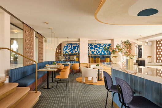 Kimpton Los Monteros Hotel / El Equipo Creativo - Fotografía interior, Comedor, Mesas, Sillas