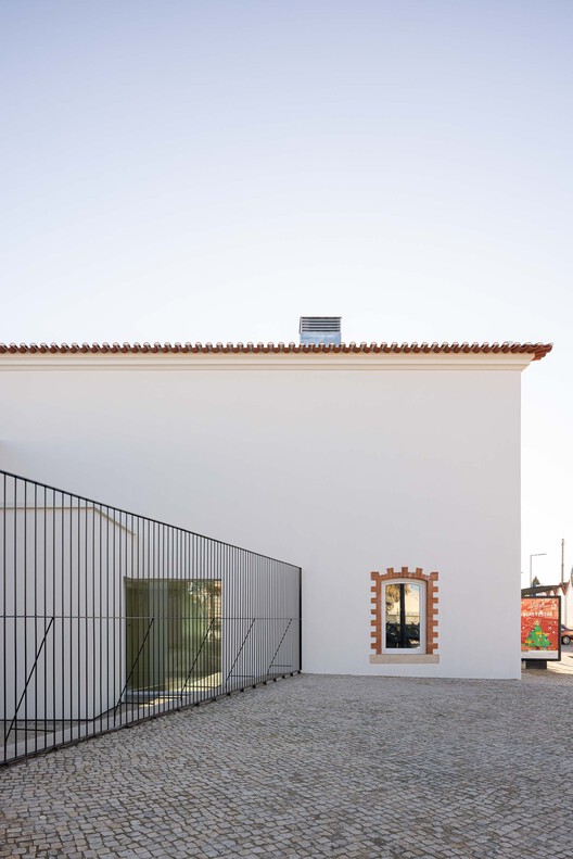 Rehabilitación Urbana del Barrio del Boneco / Adarq - André David, Arquitecto - Fotografía exterior, Concreto