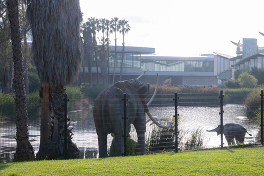 First Look at the LACMA David Geffen Galleries Designed by Peter Zumthor - Image 12 of 12