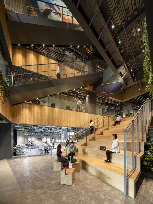 Grand Green Osaka / GGN + Nikken Sekkei + Mitsubishi Jisho Design + Obayashi Corporation + Takenaka Corporation + SANAA - Interior Photography, Stairs