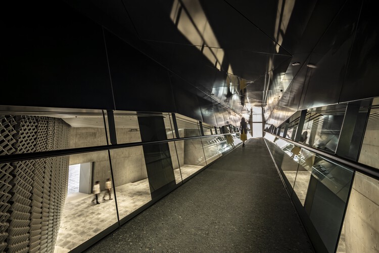 Grand Green Osaka / GGN + Nikken Sekkei + Mitsubishi Jisho Design + Obayashi Corporation + Takenaka Corporation + SANAA - Imagem 19 de 45