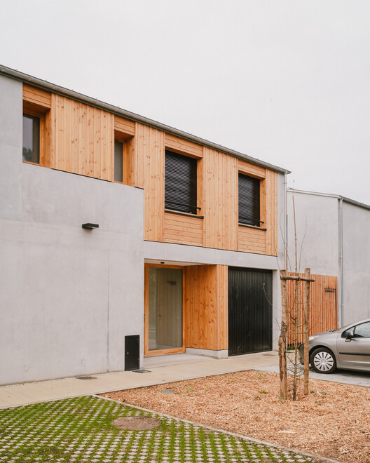 Fontcouverte's Child Village / studio.AQUI + Barbara Constantin - Exterior Photography, Wood, Door, Concrete