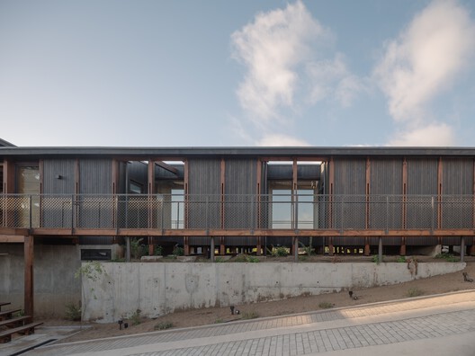 Los Pinos House / Espiral Arquitectos - Image 11 of 20