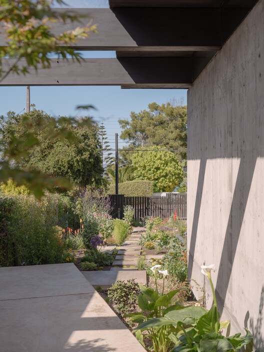 Casa CO / Estudio Base Arquitectos - Imagen 16 de 24