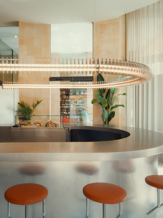Café Renovation – CaixaForum Palma / VIVIM STUDIO - Fotografía interior, Cocina