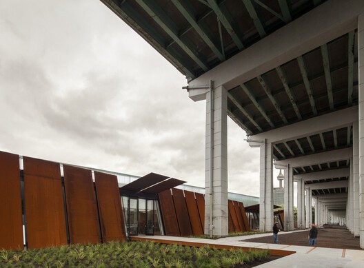 Architecture as an Invitation to Explore: 25 Visitor Centers Around the World - Image 10 of 28