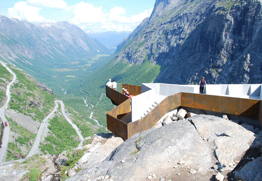 In Dialogue With Nature: An Architectural Journey Through Landscape Installations in Denmark and Norway - Image 10 of 11