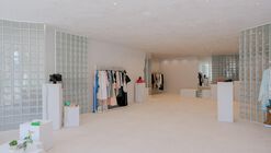 Erosion – Buzë Mustaqe Showroom / Phi+Architects