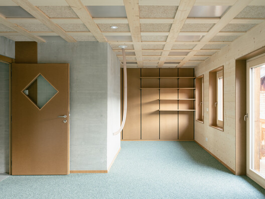  Residential Chalet Conversion into Administrative Building / Madeleine architectes - Interior Photography, Wood