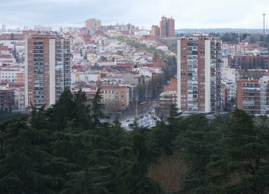  Cooling the City: How European Cities are Adapting to Extreme Heat - Image 7 of 11