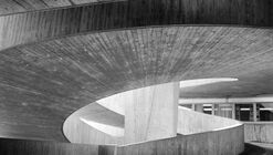 Architecture and Light Between Documentation and Emotion: In Conversation with the Photographer Thomas Mayer