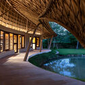 Architect Office at the Water's Edge / Chiangmai Life Architects - Offices