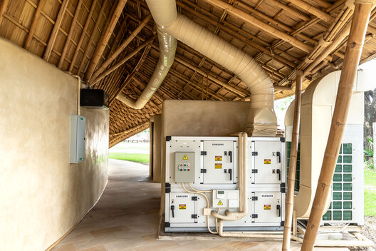 Architect Office at the Water's Edge / Chiangmai Life Architects - Image 11 of 24