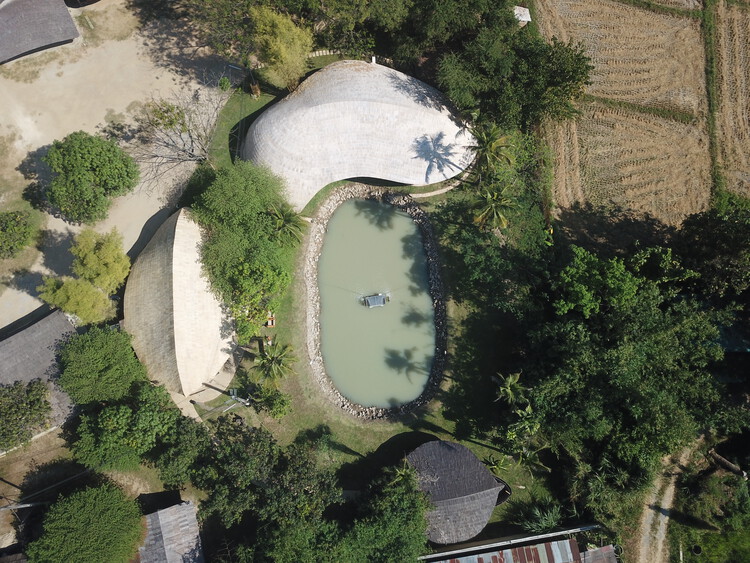 Architect Office at the Water's Edge / Chiangmai Life Architects - Image 12 of 24