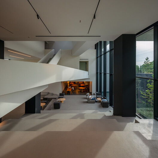 Rahyaft Office / NOIR Office - Image 8 of 39