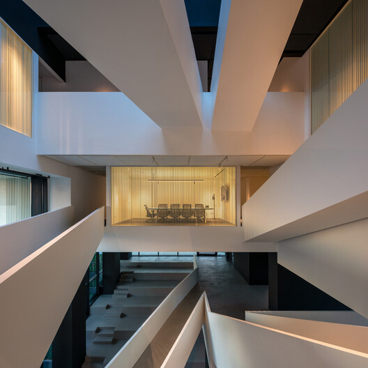 Rahyaft Office / NOIR Office - Image 16 of 39