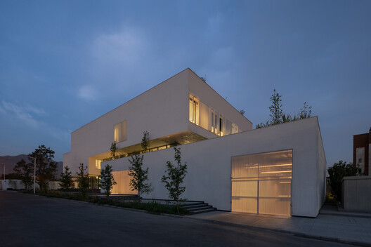 Rahyaft Office / NOIR Office - Exterior Photography, Balcony