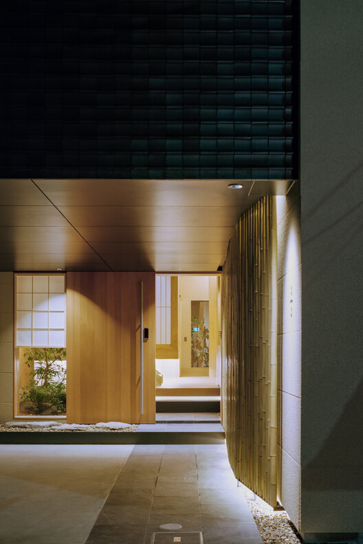 Private lodging in Minato-ku / FujiwaraMuro Architects - Image 24 of 36