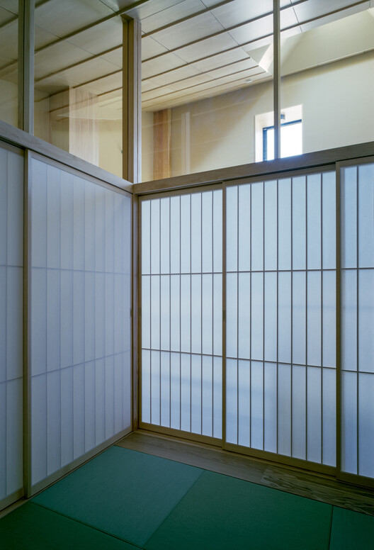 Private lodging in Minato-ku / FujiwaraMuro Architects - Image 13 of 36